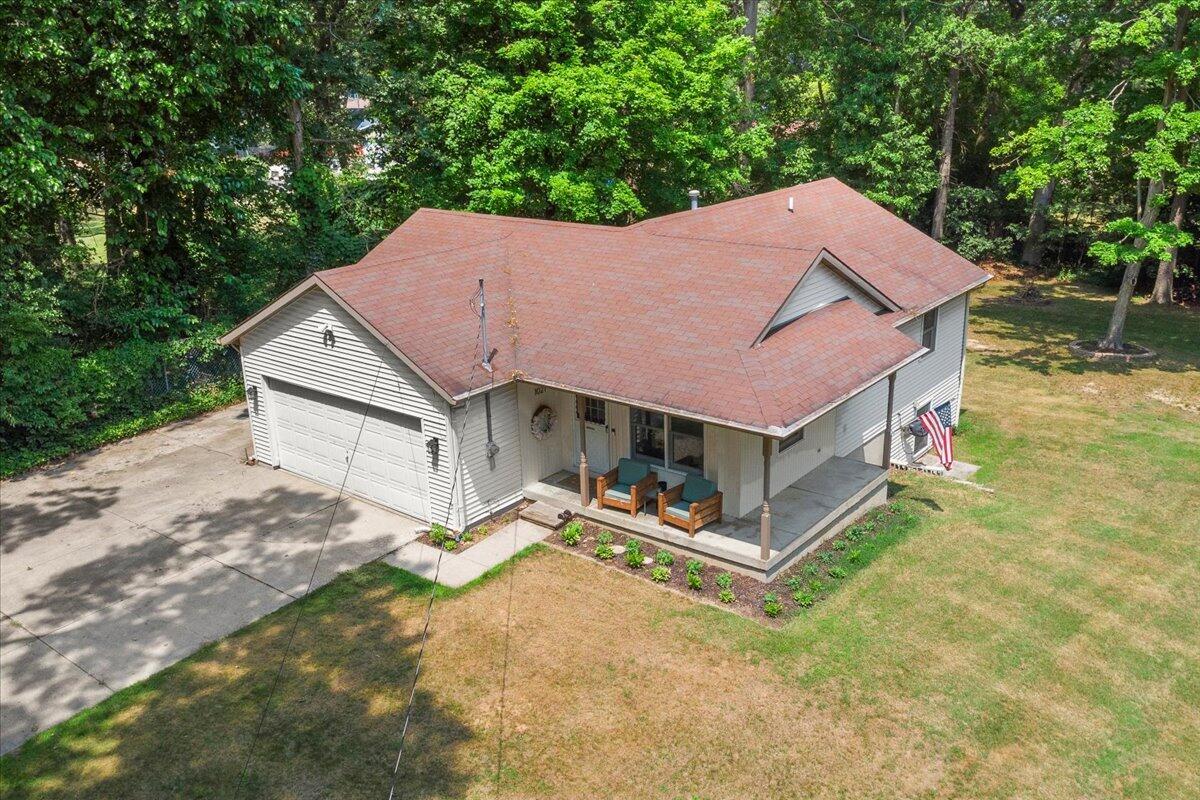 Property Photo: 1021 33rd Street SW MI 49509