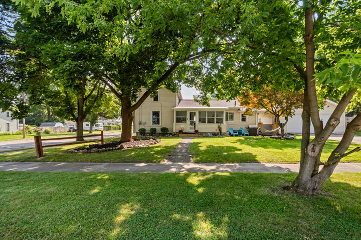 Property Photo:  743 N State Street  MI 49202 