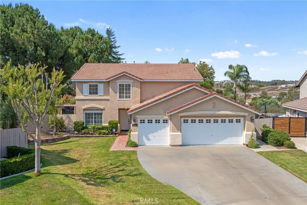 Property Photo:  33512 Corte Porfirio  CA 92592 