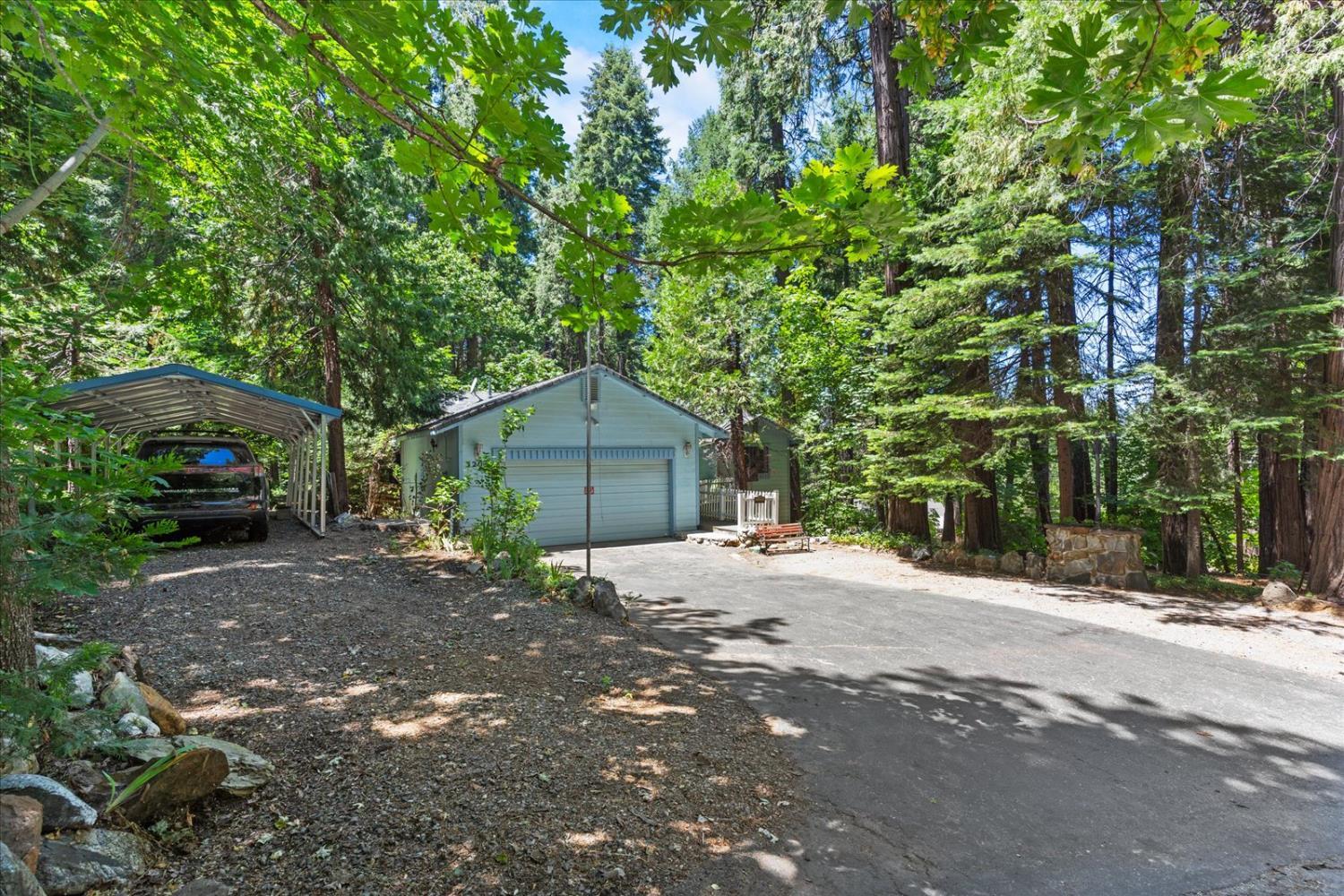 3205 Castlewood Circle  Pollock Pines CA 95726 photo