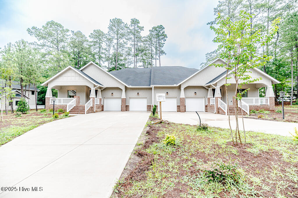 Property Photo: 91 Lamplighter Village Drive NC 28374