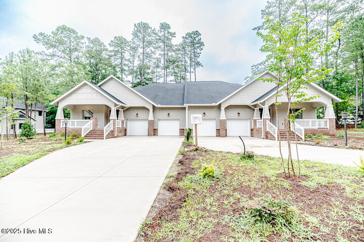 Property Photo: 91 Lamplighter Village Drive NC 28374