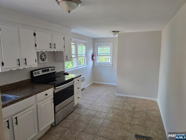 Property Photo:  18 Howard Avenue 2  NJ 07013 
