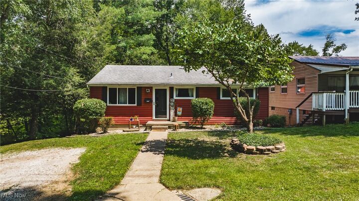 Property Photo:  2306 Lincoln Avenue  WV 26101 