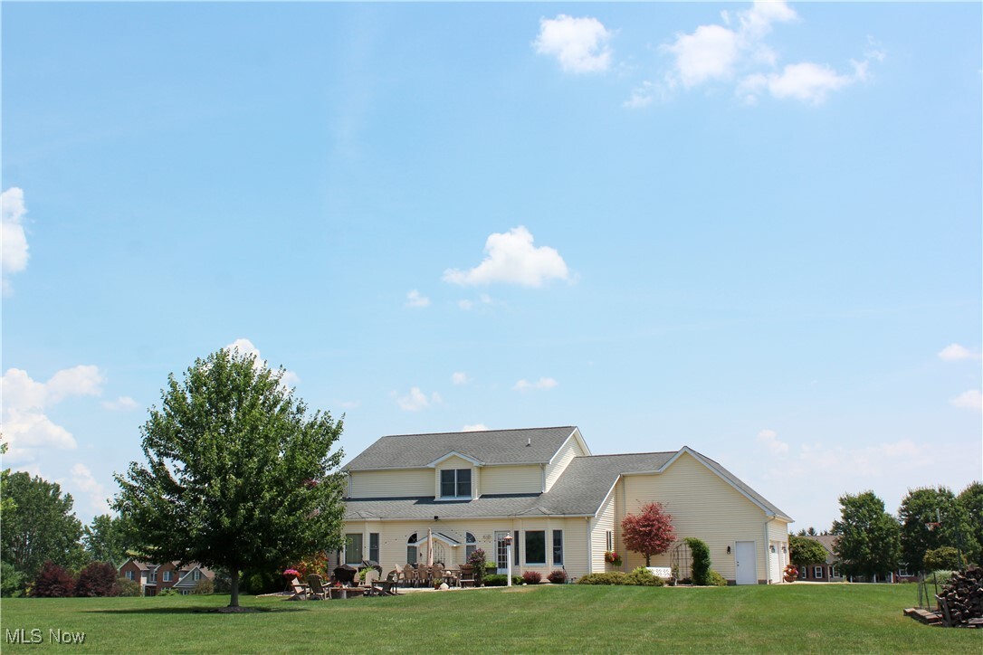 Property Photo:  130 Longview Circle  OH 44452 