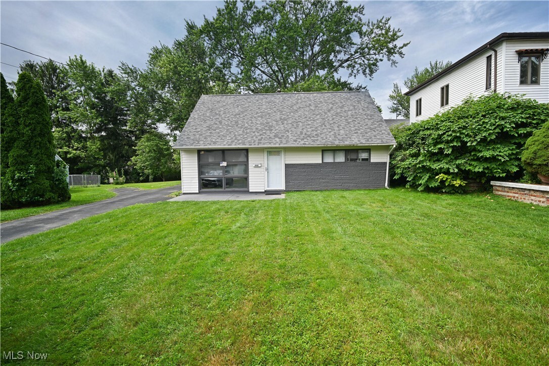 Property Photo: 446 S Edgehill Avenue OH 44515