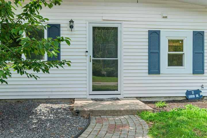 Property Photo:  21 Arbor Street  NH 03820 