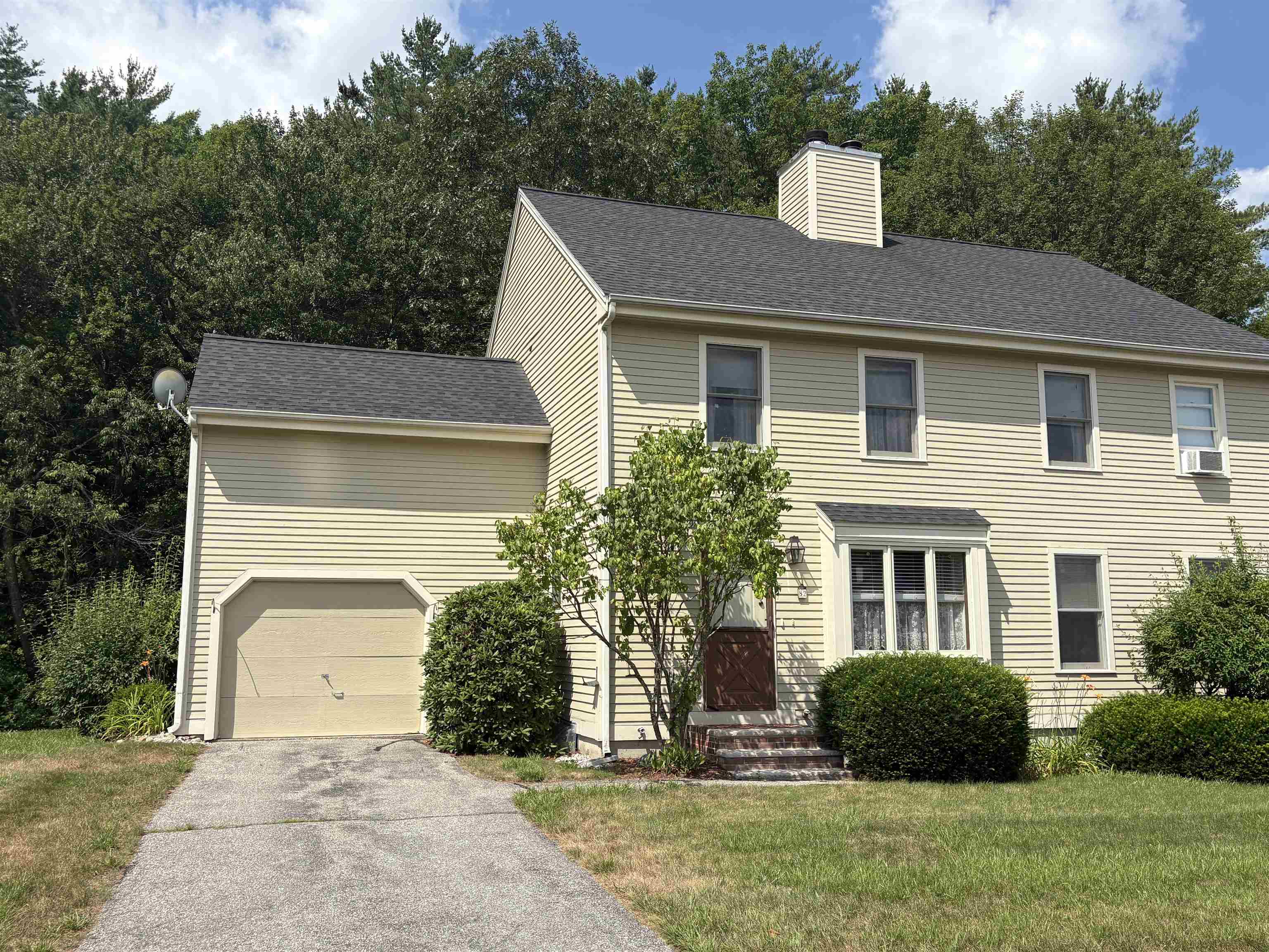 Property Photo: 82 Great Brook Road NH 03055