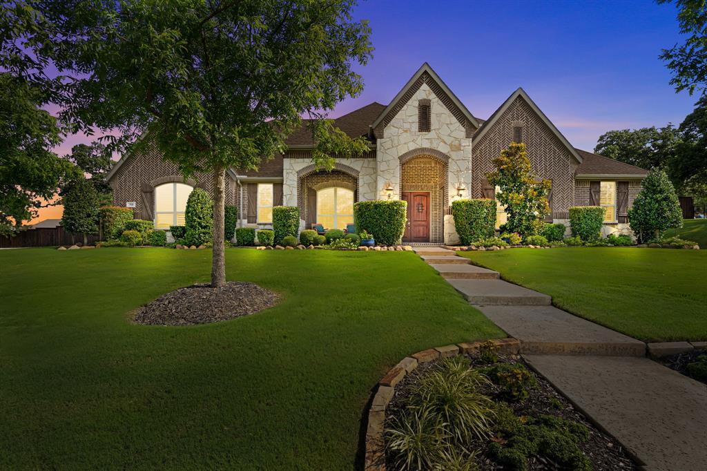 Property Photo:  713 Sir Barton Trail  TX 76248 