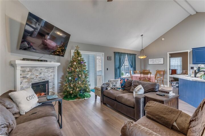 Property Photo: 803 Jon Drive AR 72712