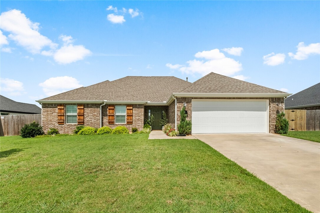 Property Photo: 529 N Greylag AR 72730