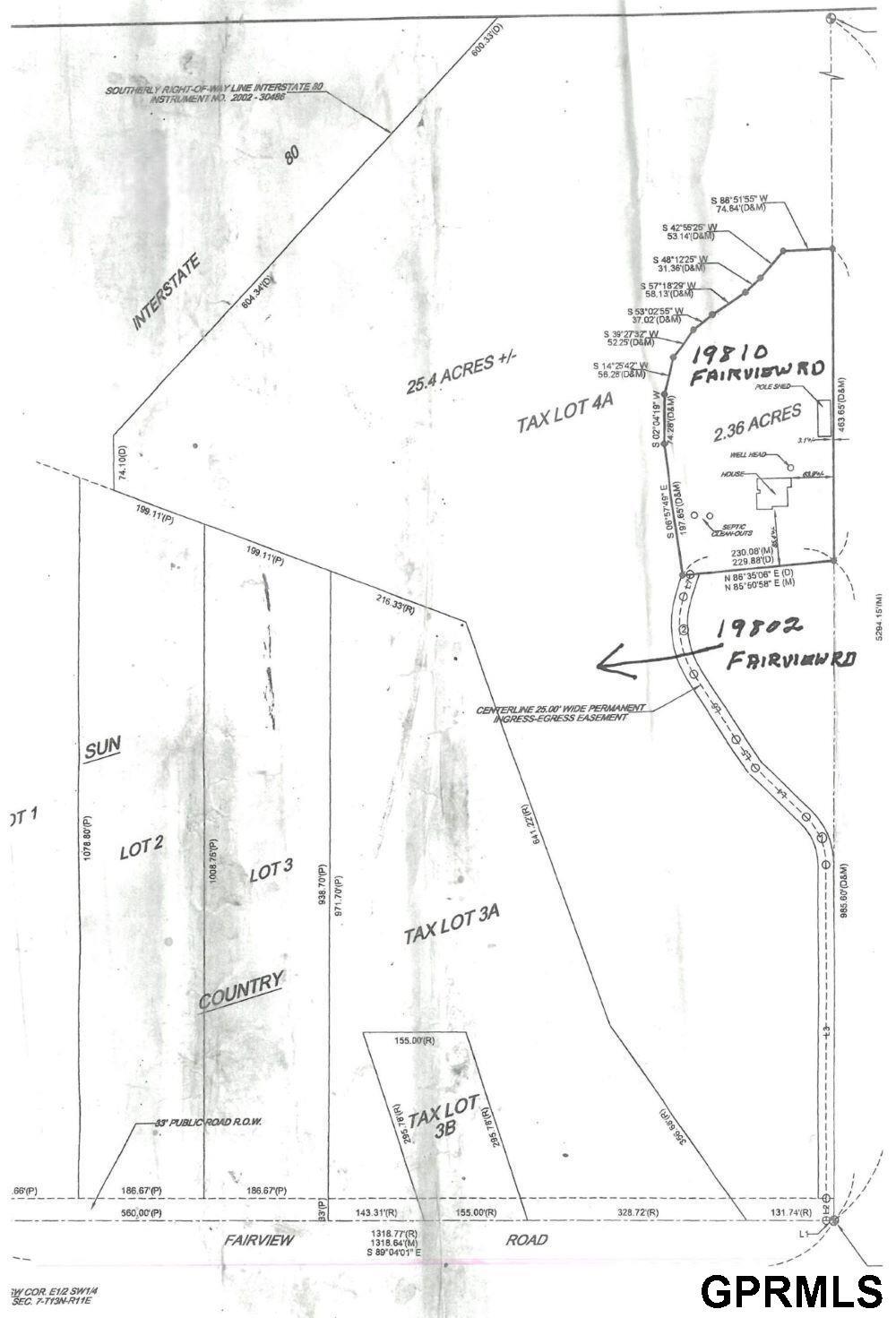 Property Photo: 19802 Fairview Road NE 68028