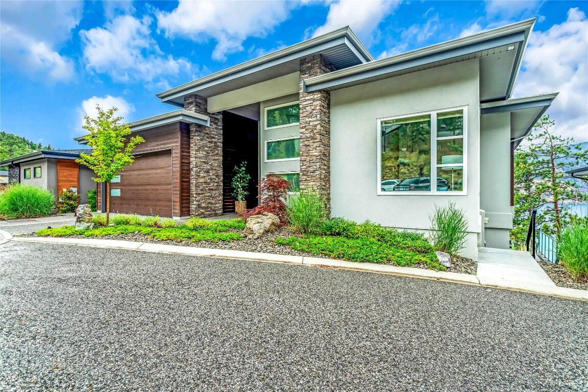 Property Photo: 3452 Blue Grass Lane BC V1V 3G1