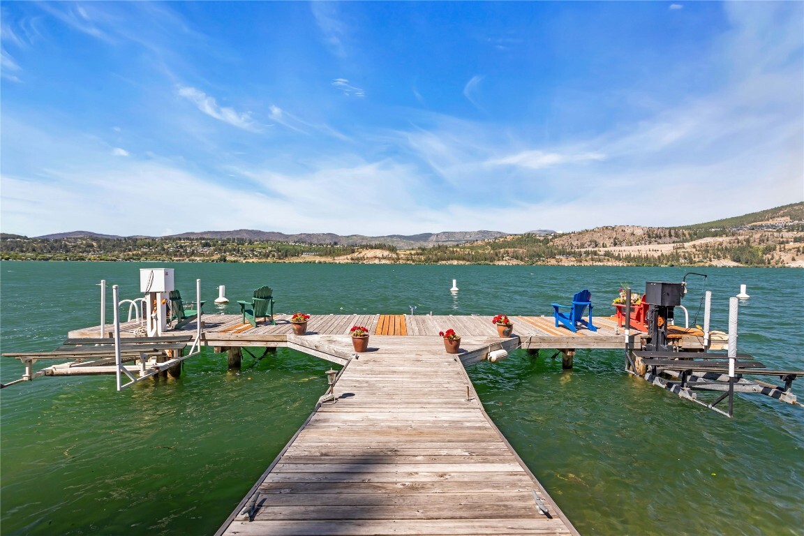 12110 Trewhitt Road W  Lake Country BC V4V 2A6 photo