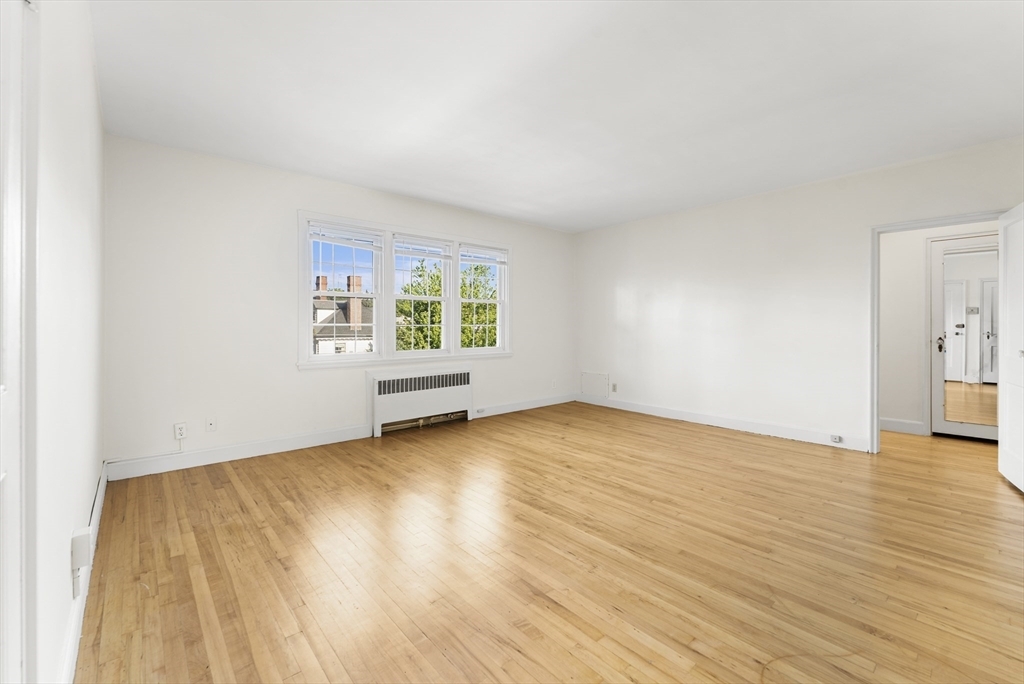 Property Photo: 108 Maple St 6 MA 02148