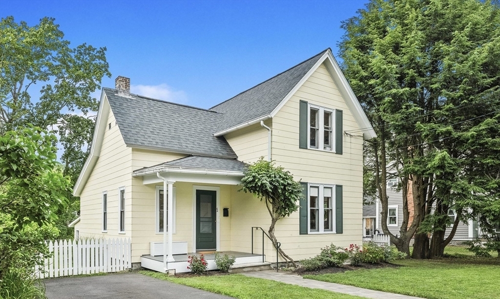 Property Photo: 62 Crest St MA 01742
