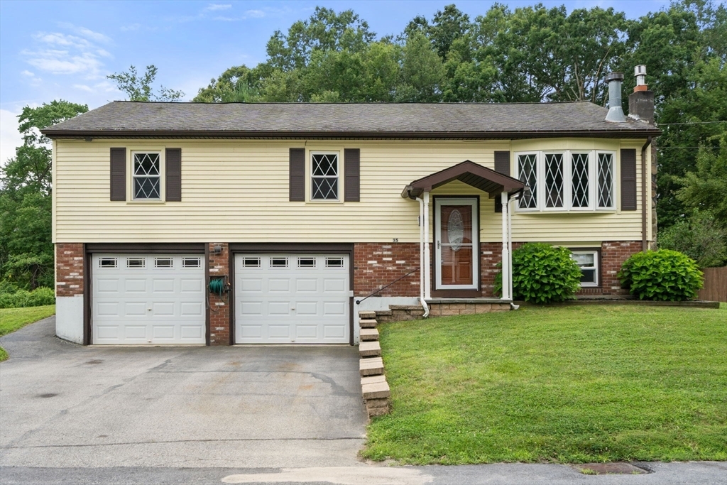 Property Photo: 35 Nancy Dr MA 01570