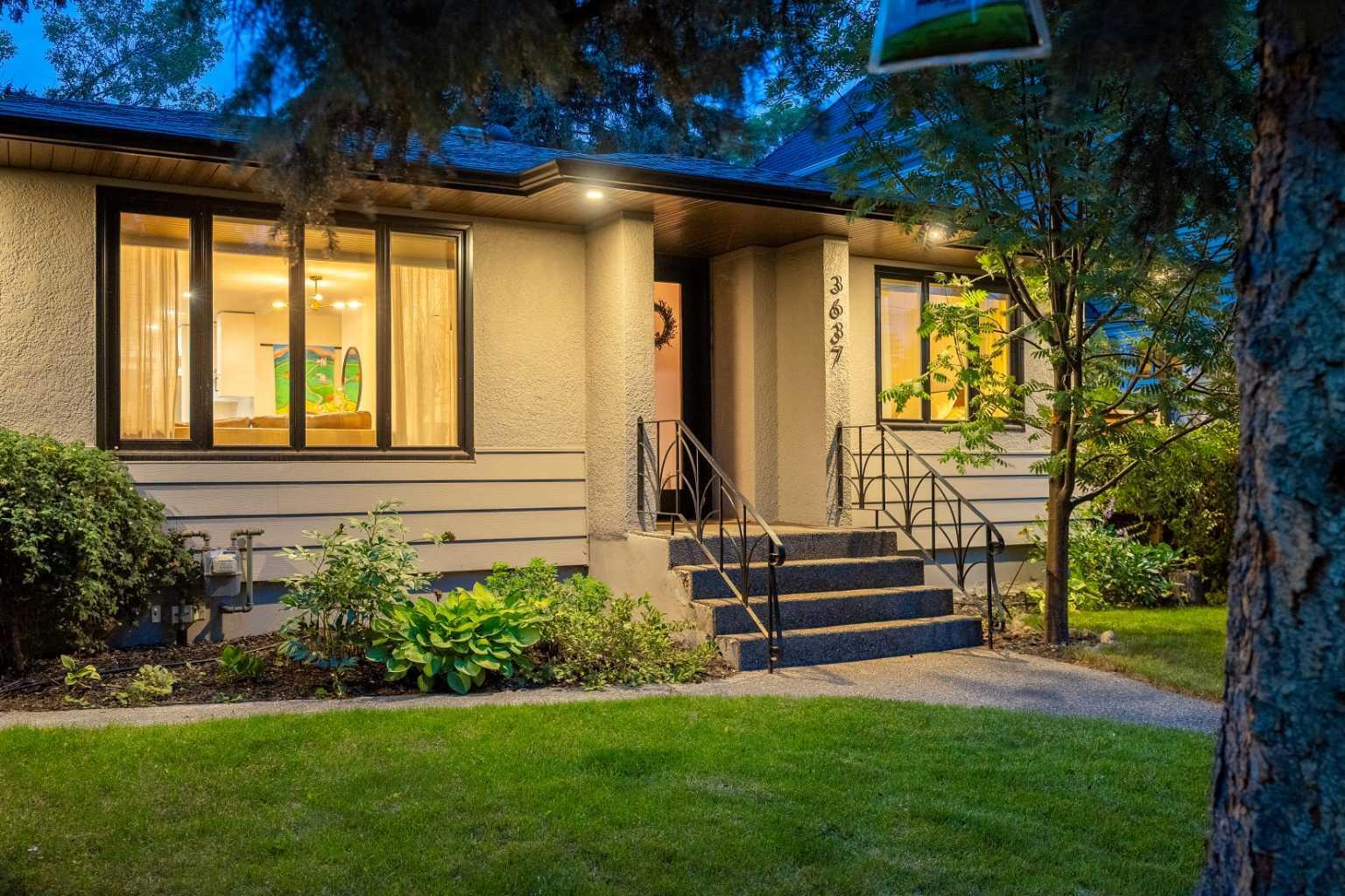 Photo de la propriété: 3637 13A Street SW AB T2T 3S8