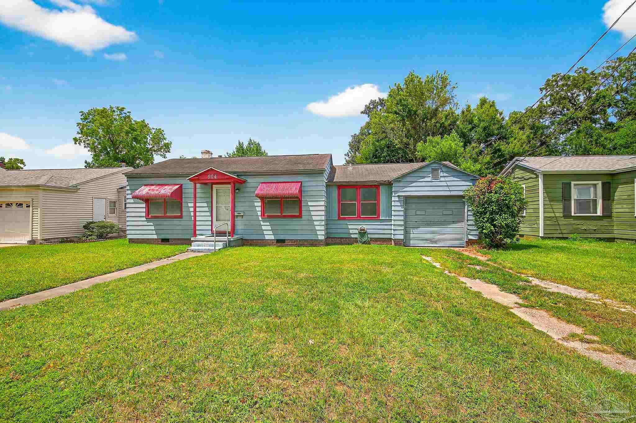 Property Photo:  604 W Avery St  FL 32501 