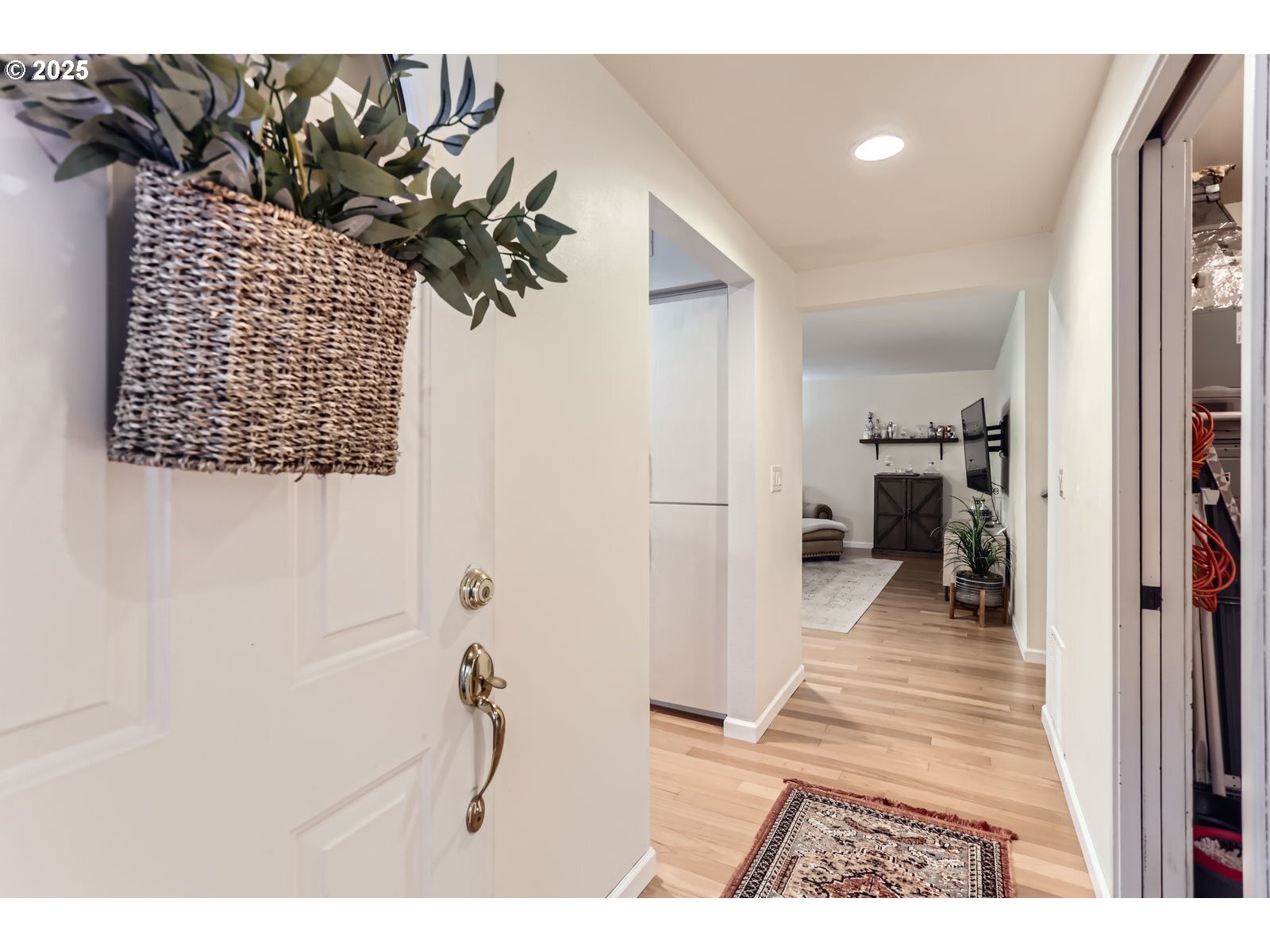 Property Photo:  48 Eagle Crest Dr 5E  OR 97035 