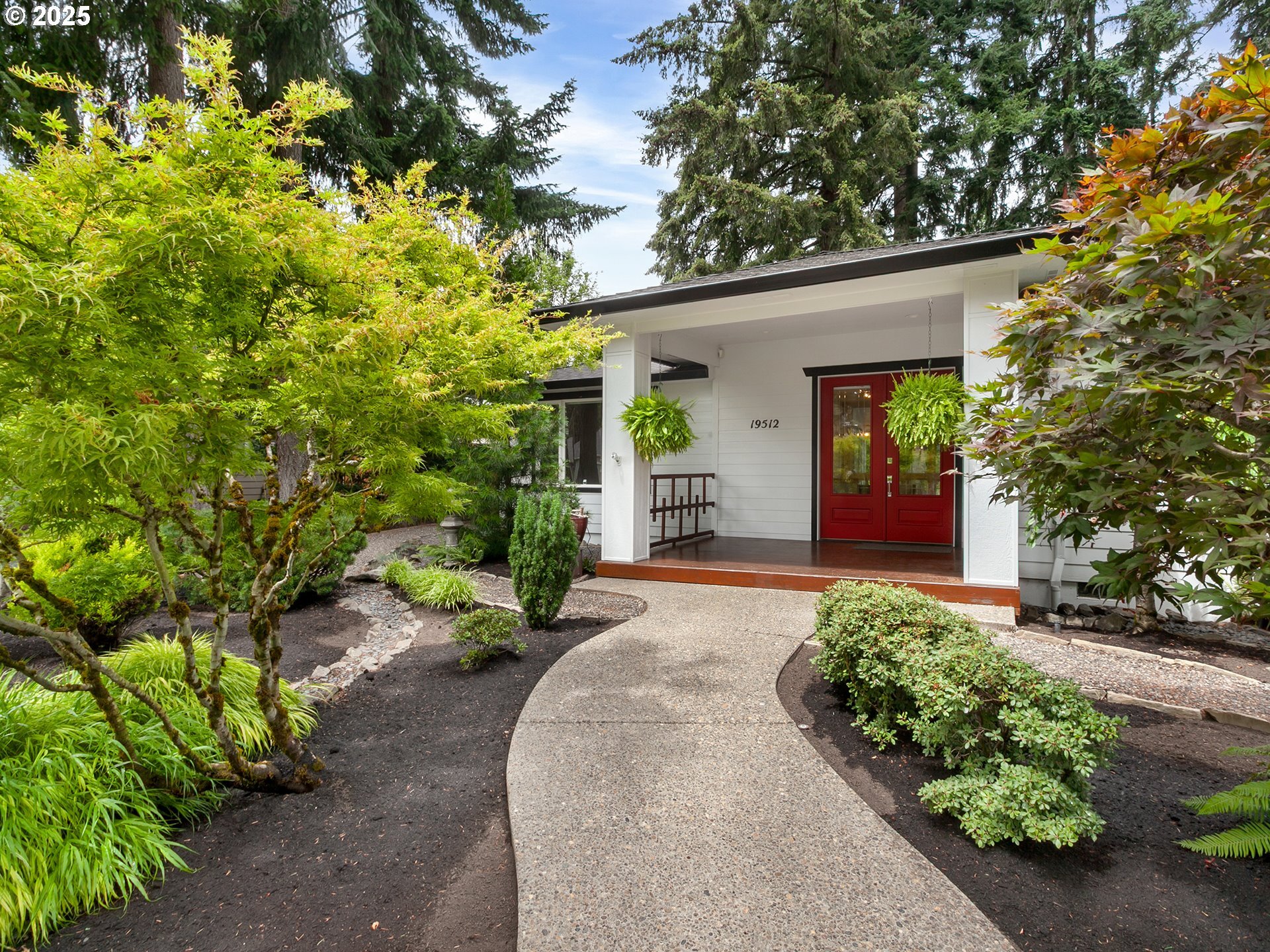 Property Photo:  19512 SE 10th St  WA 98607 