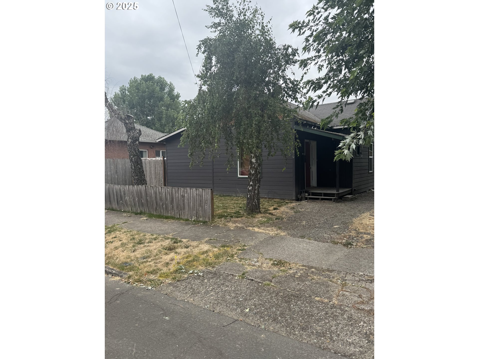Property Photo: 459 23rd St OR 97301