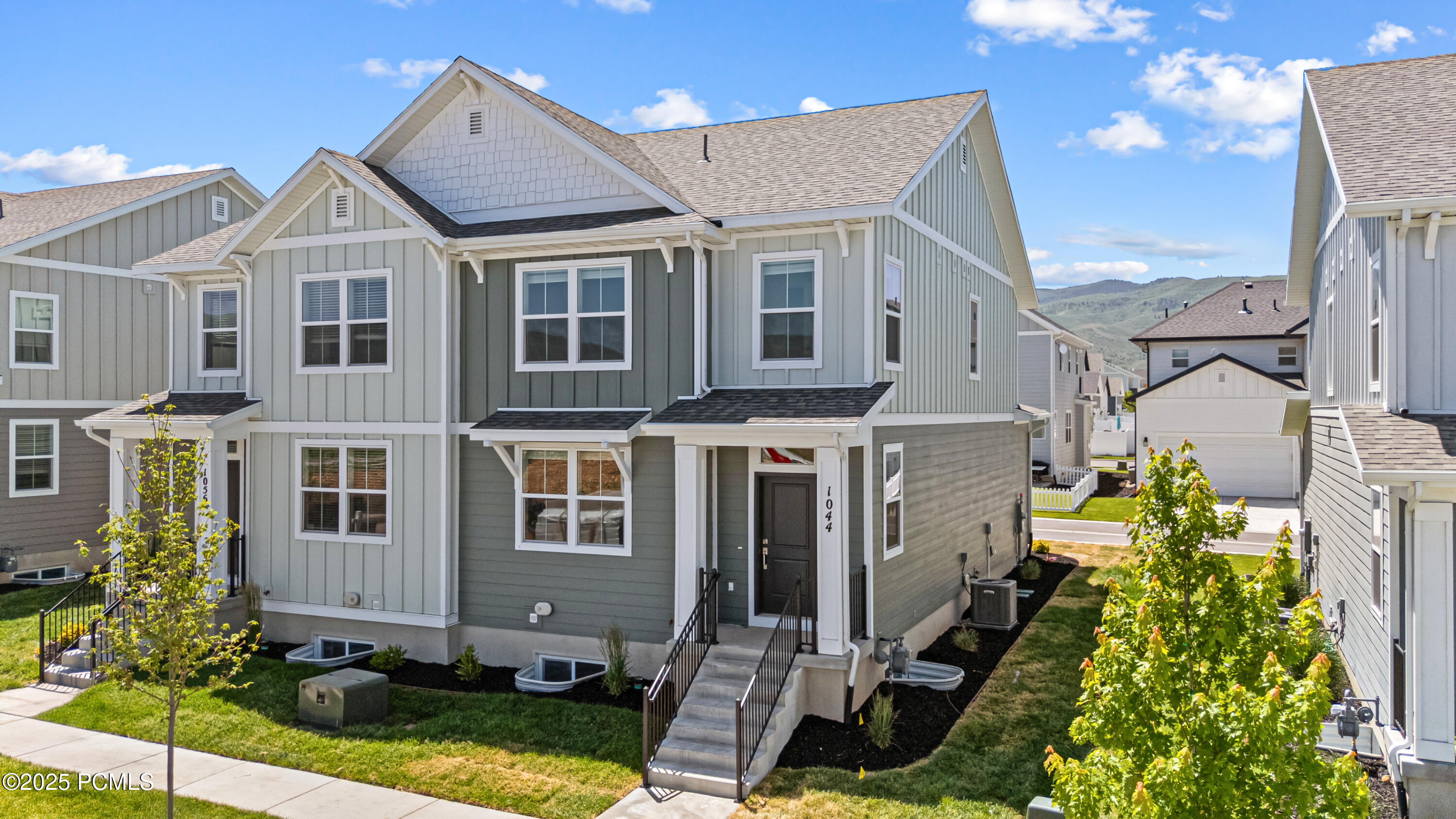 Property Photo: 1044 E 1930 S UT 84032