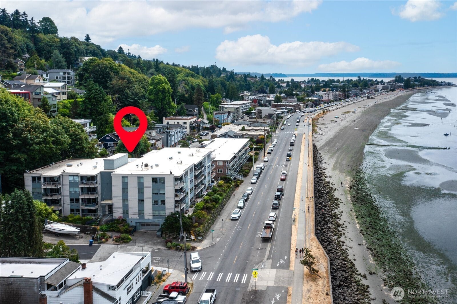 Property Photo: 2200 Alki Avenue SW 203 WA 98116