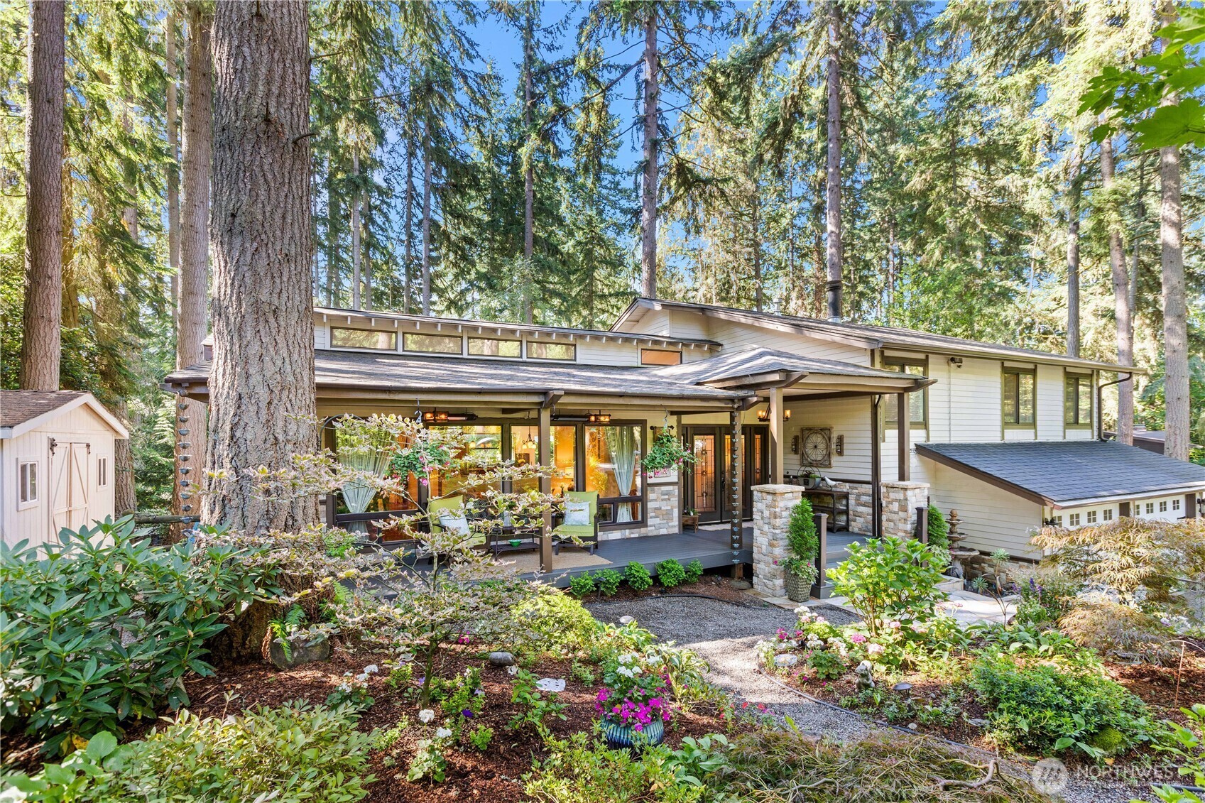 Property Photo: 19505 NE 181st Street WA 98072
