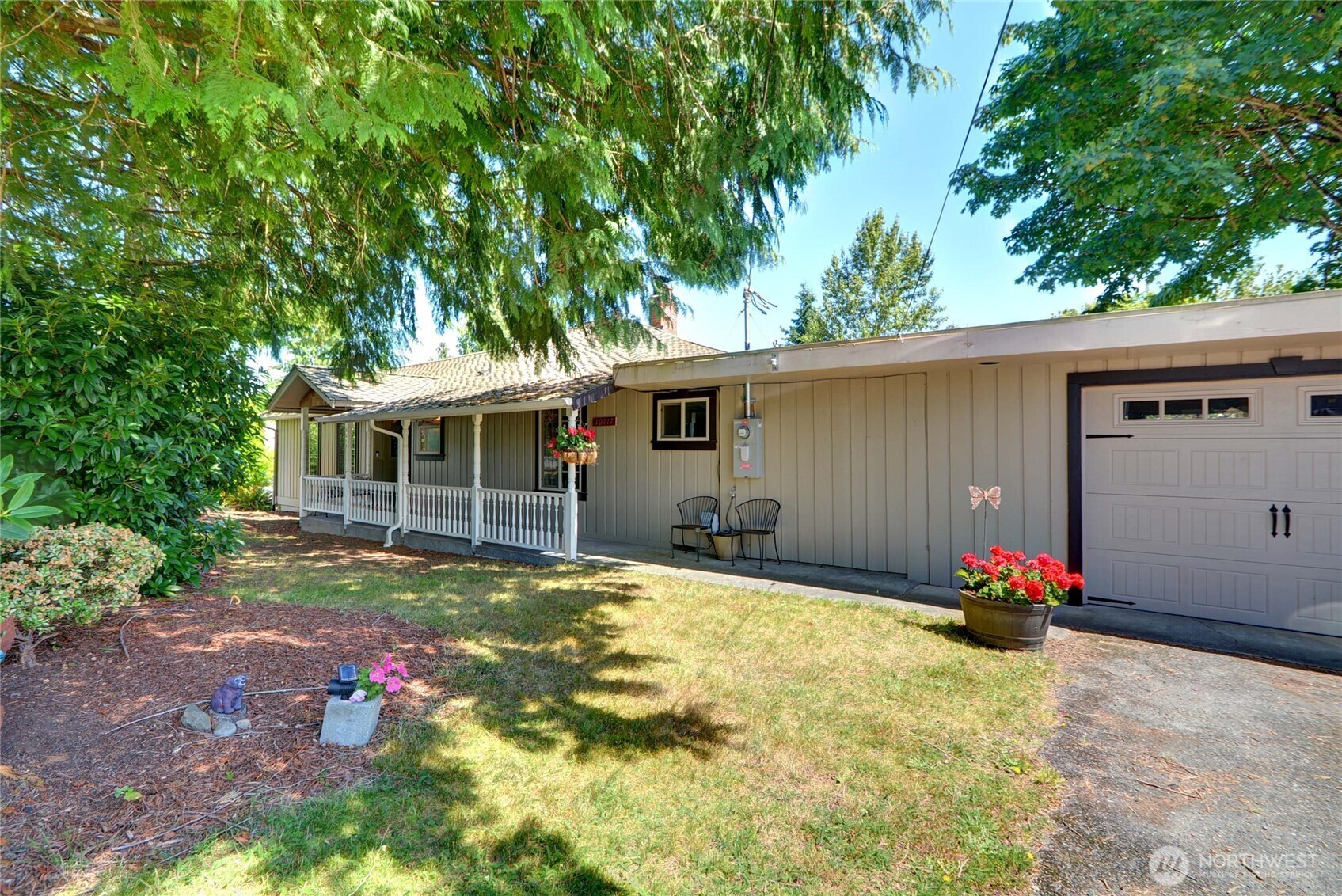 Property Photo: 10117 Chapel Hill Road WA 98258