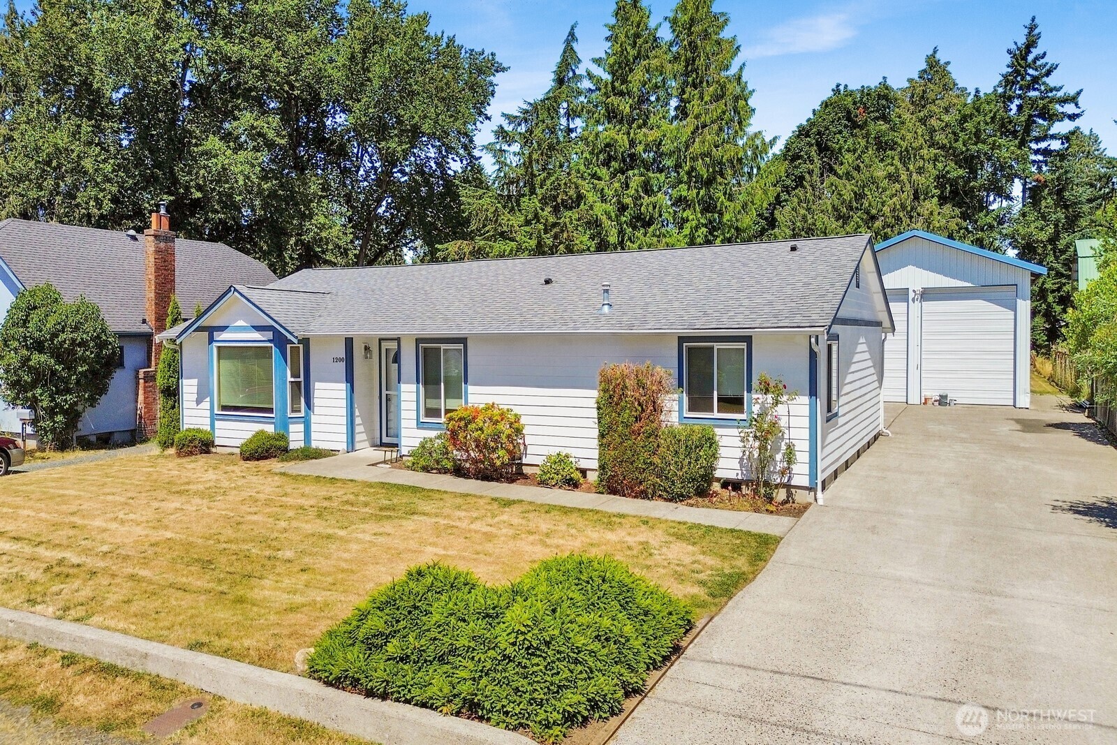 Property Photo: 1200 W Oregon St WA 98225