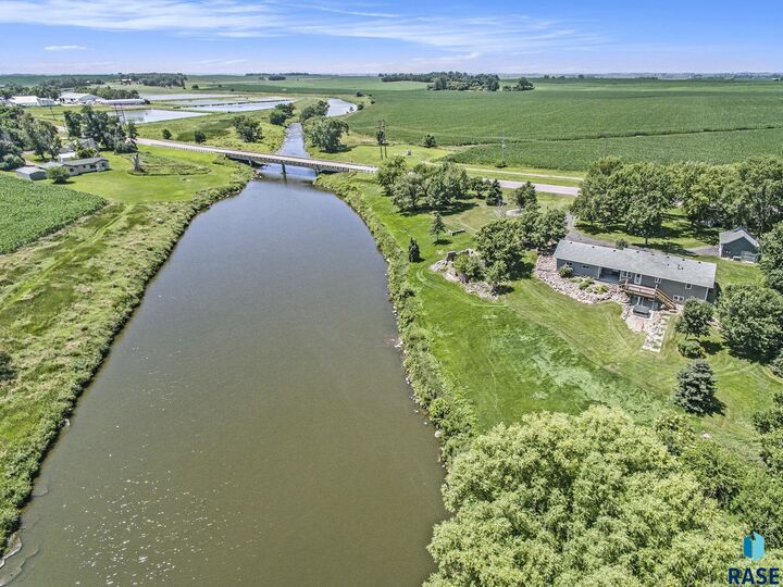 Property Photo: 400 River Ave SD 57030