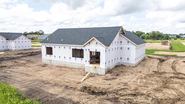 Property Photo: 1720 Kyle Circle WI 53511