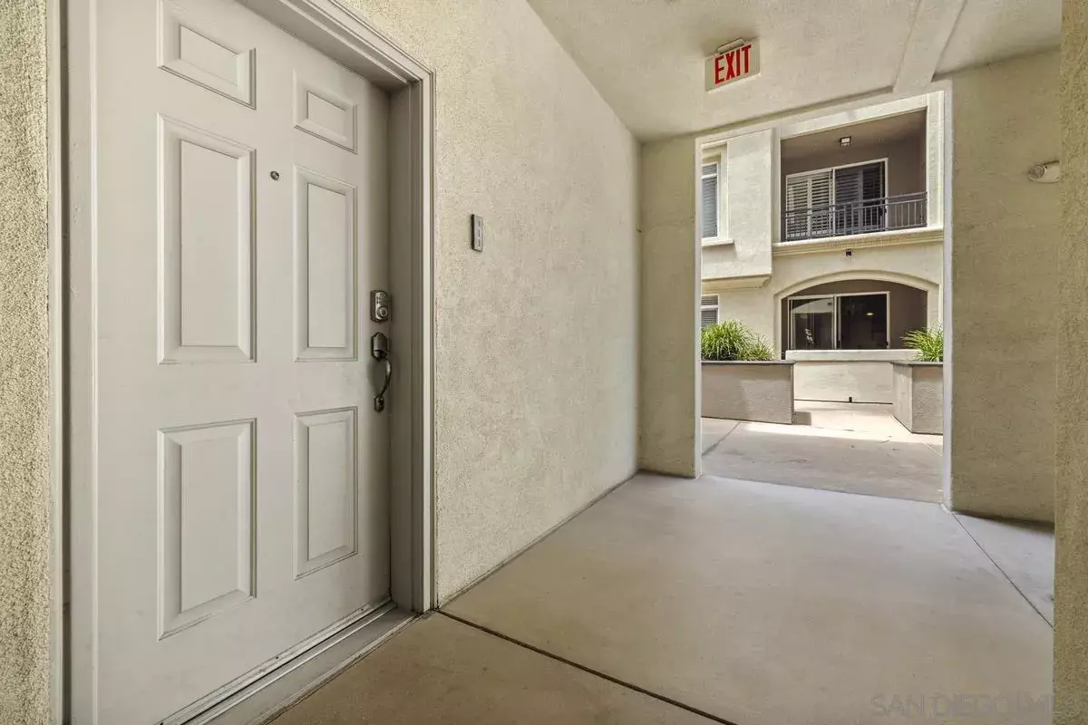 9253 Regents Rd A111  La Jolla CA 92037 photo