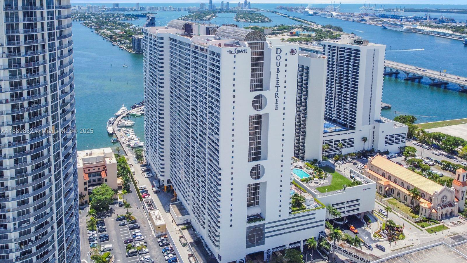 Property Photo: 1717 N Bayshore Dr A-2635 FL 33132