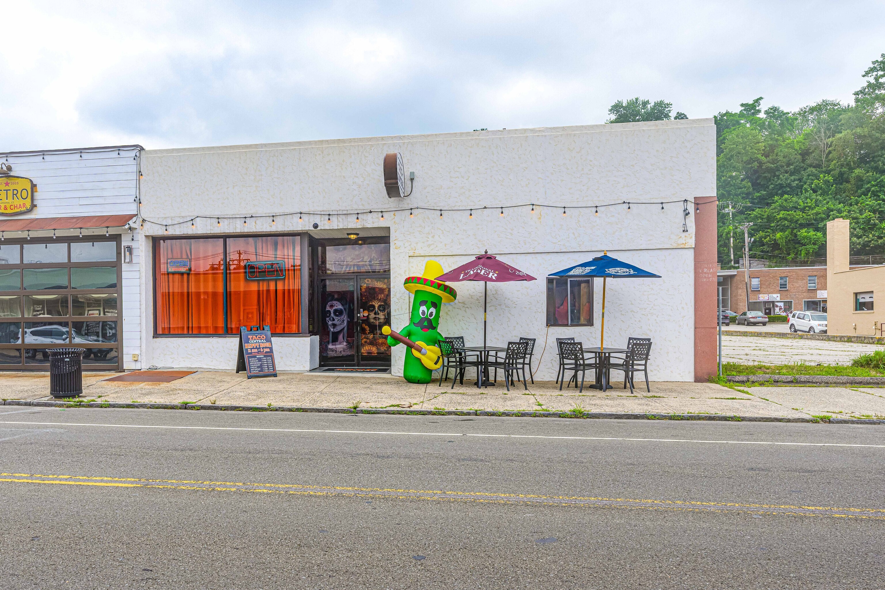 Property Photo:  317 Main Street  CT 06401 