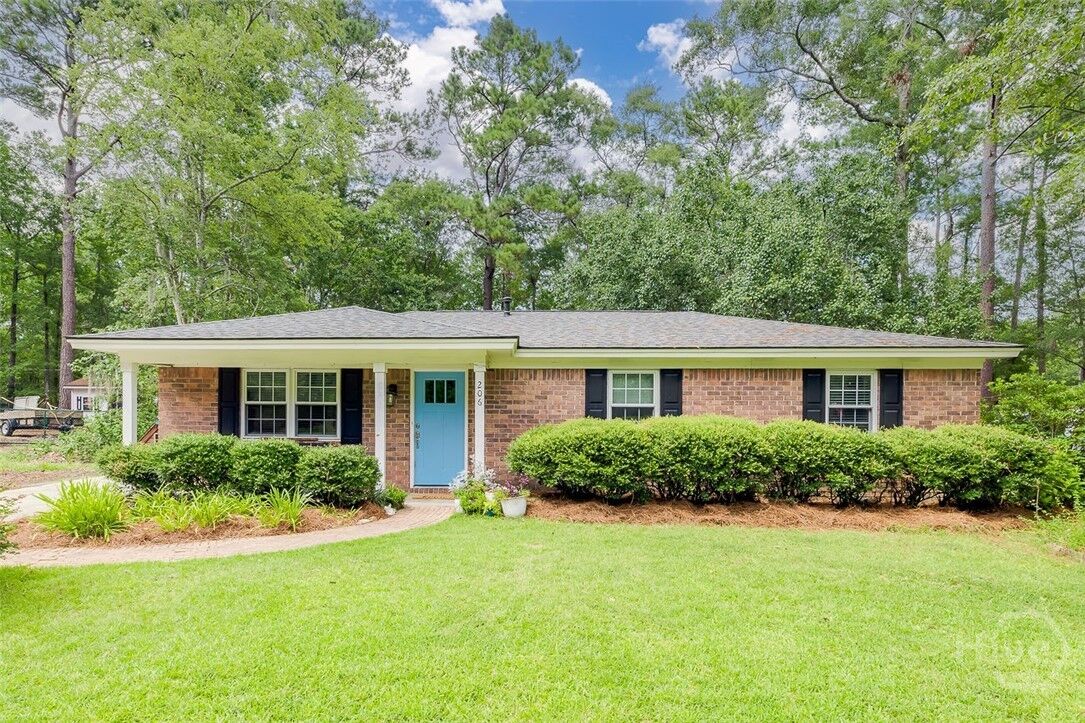 Property Photo: 206 Pinecrest Place GA 31322