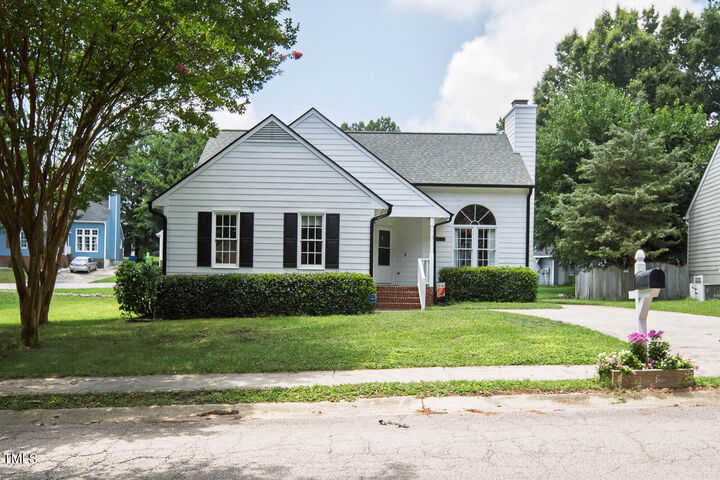 Property Photo: 2425 Fields Of Broadlands Drive NC 27604
