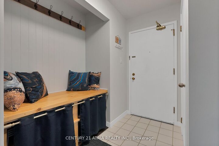 Property Photo: 65 Trailwood Drive 523 ON L4Z 3L1