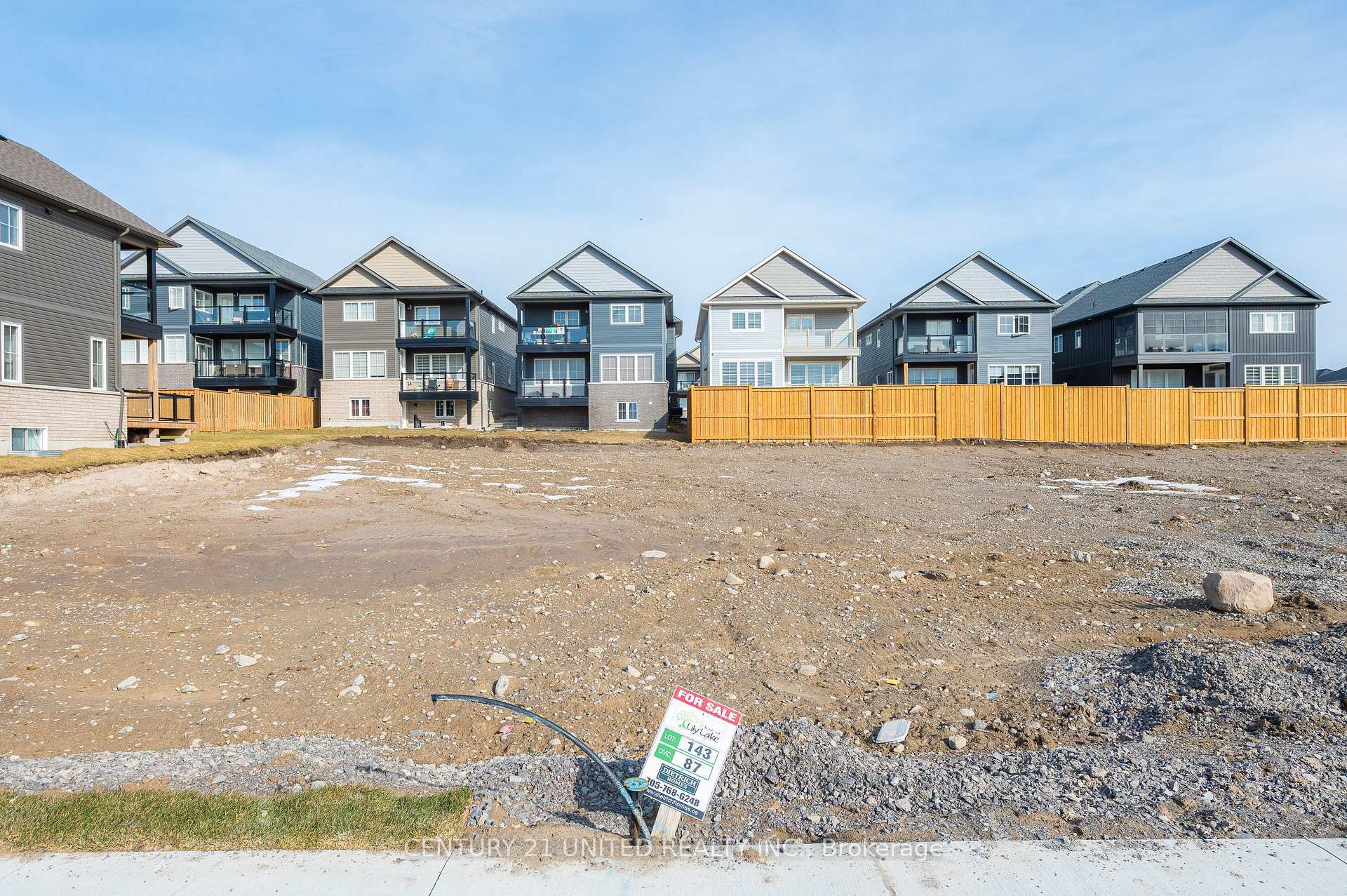 Property Photo:  89 York Drive  ON K9K 0H6 