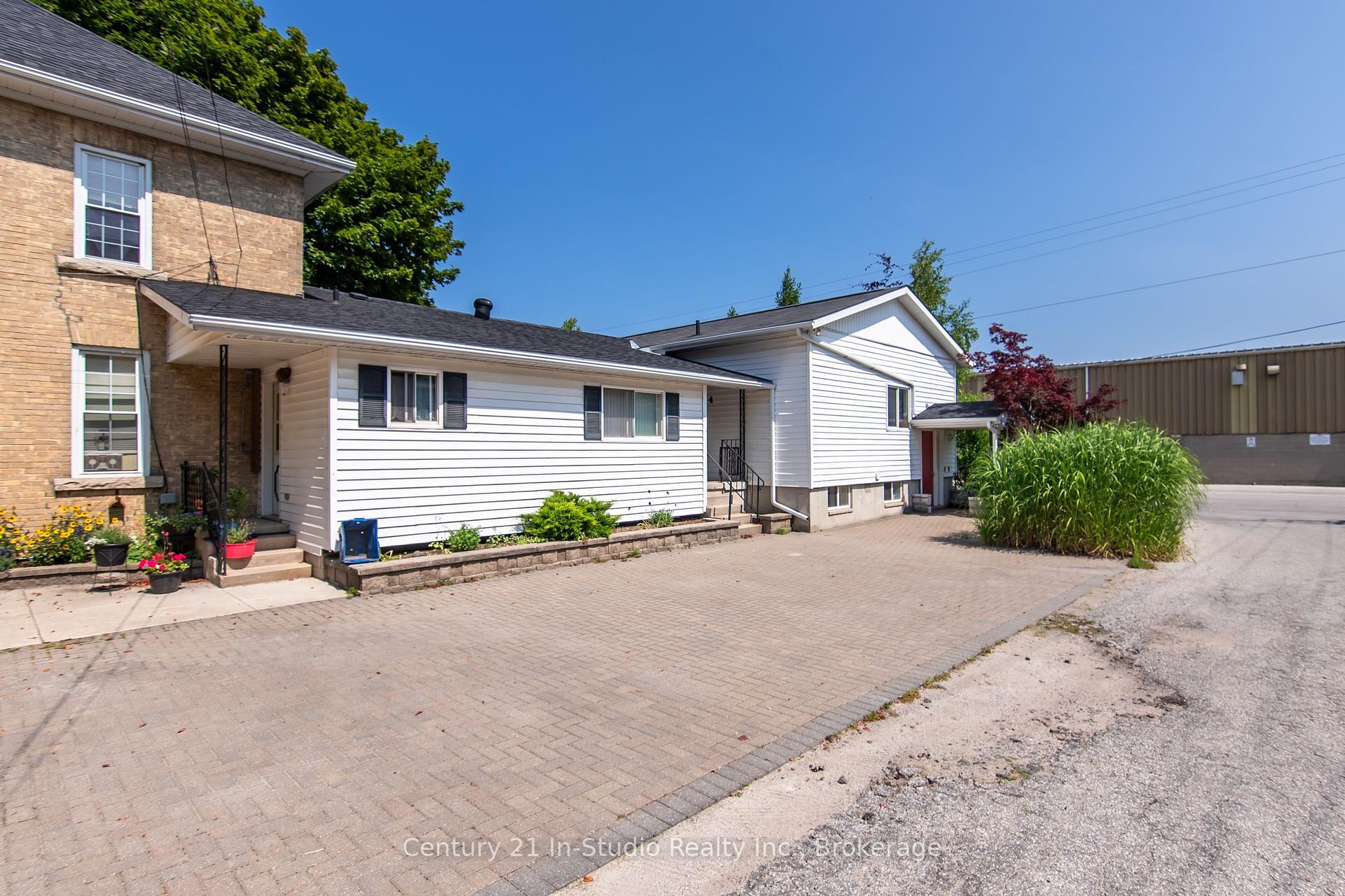 Property Photo: 228 Palmerston Street ON N0H 2L0