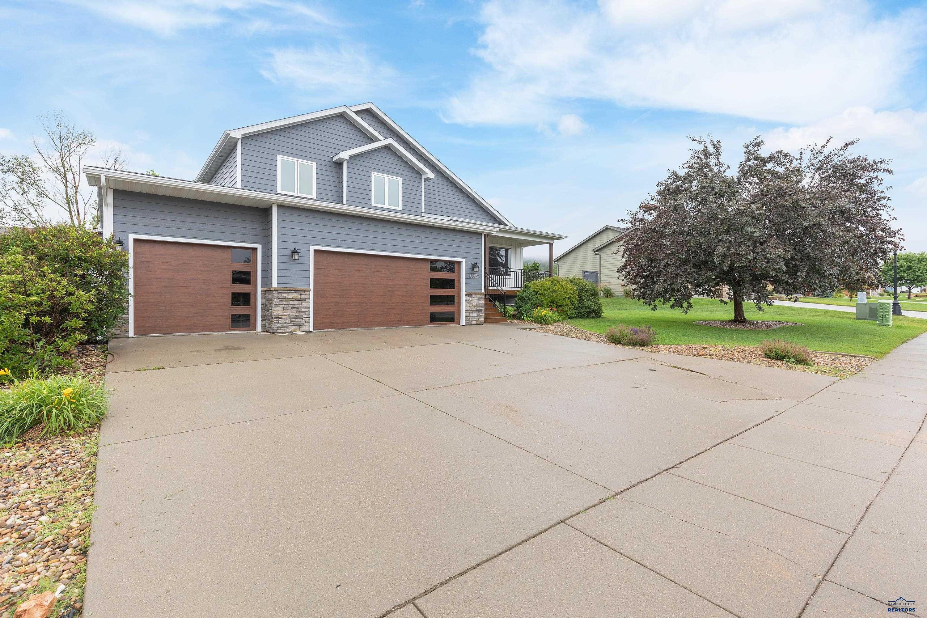 Property Photo: 10315 Remington St SD 57718