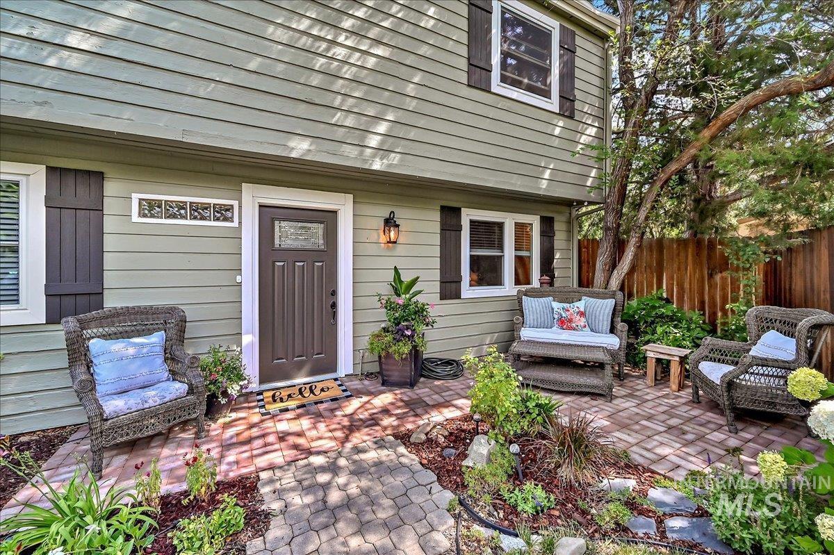 Property Photo: 846 Dogwood Pl ID 83616-5104