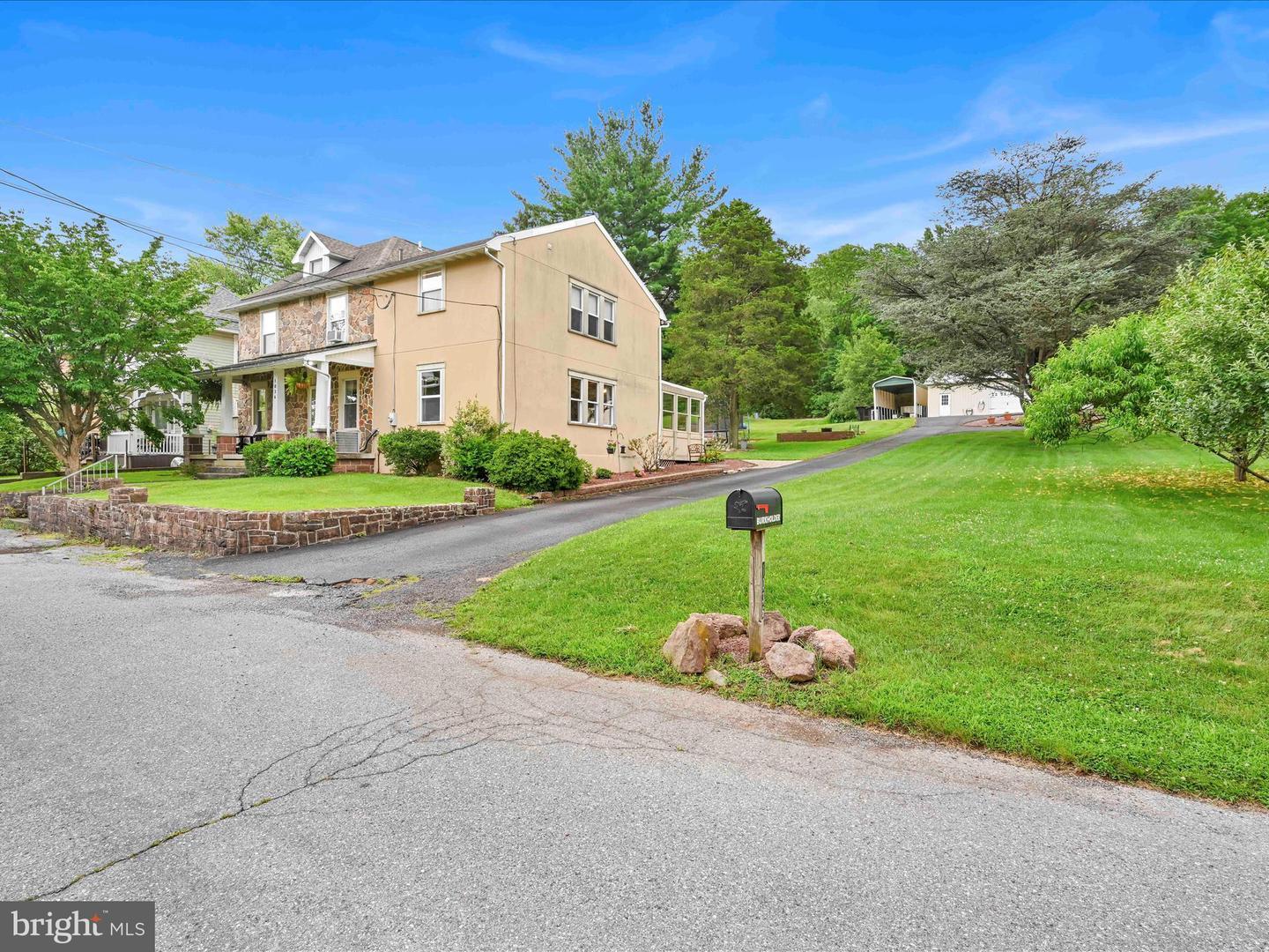 Property Photo: 1036 Baker Road PA 19608