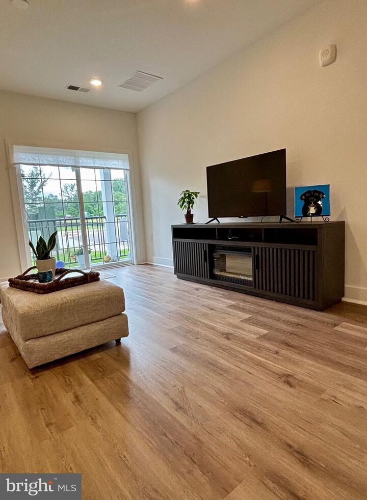 Property Photo: 5104 Mary Ashby Way NJ 08534