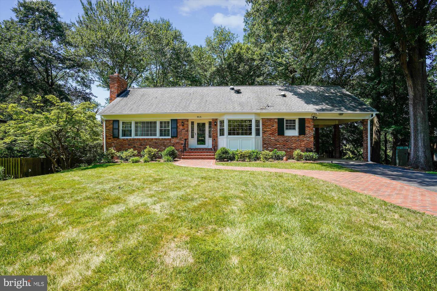 8426 Blakiston Lane  Alexandria VA 22308 photo