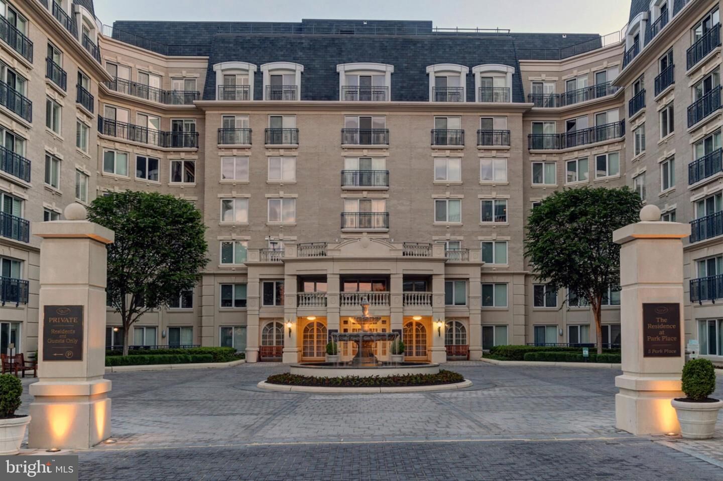 Property Photo:  5 Park Place 217  MD 21401 