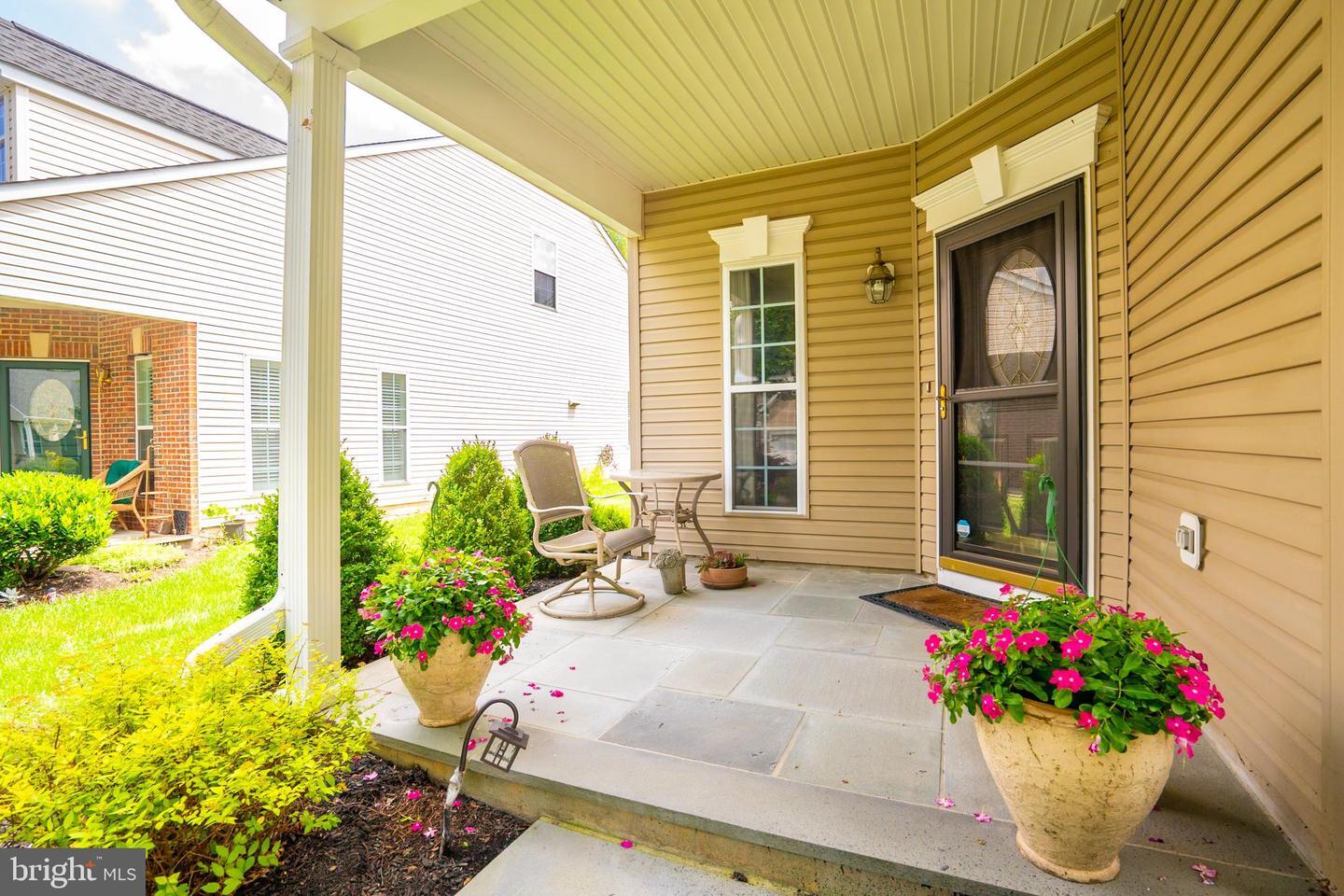 Property Photo:  32 Buckingham Drive  NJ 08534 
