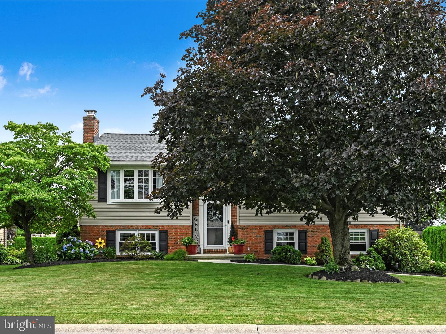 Property Photo: 1134 Sun Drive PA 17046