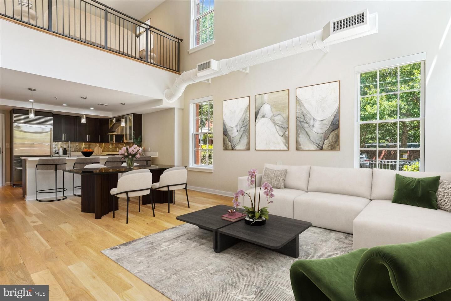 Property Photo:  1610 N Queen Street 211  VA 22209 